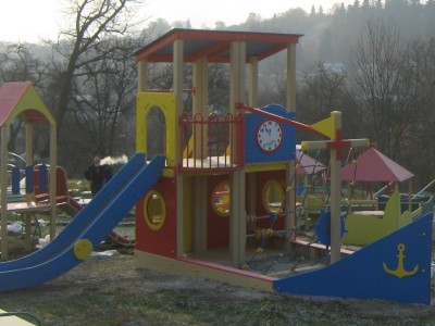 Детские игровые комплексы: расширение ассортимента